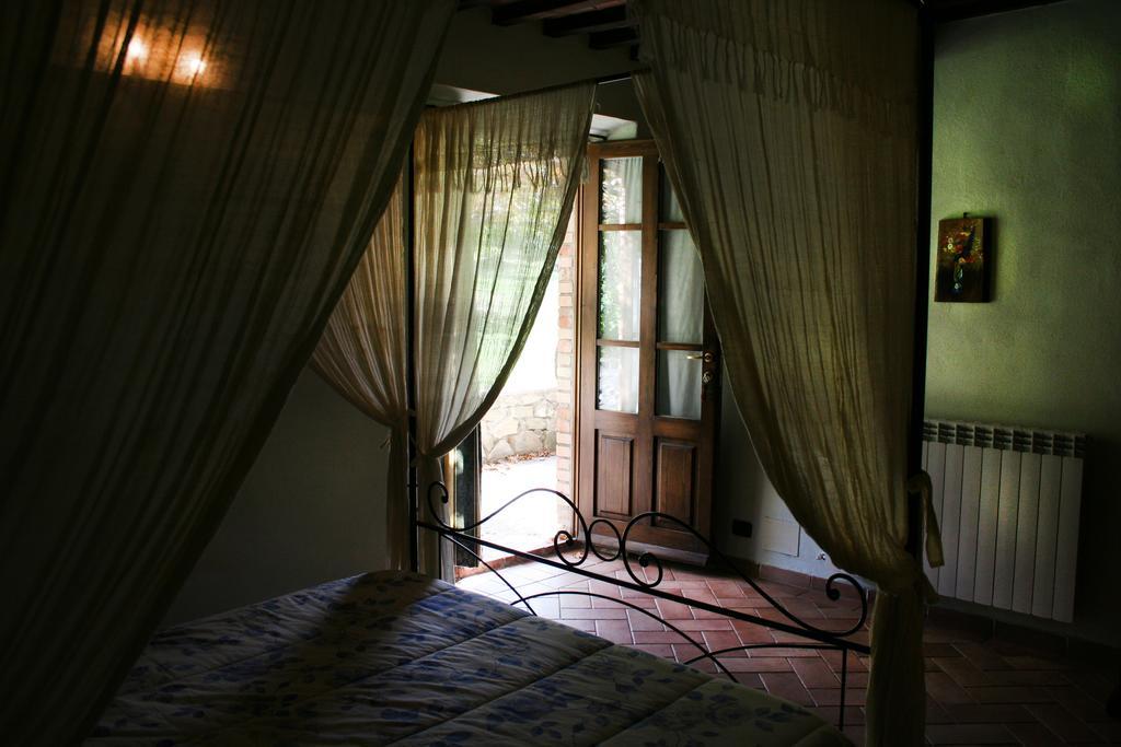 Вилла Antico Casale Pozzuolo Седжано Номер фото