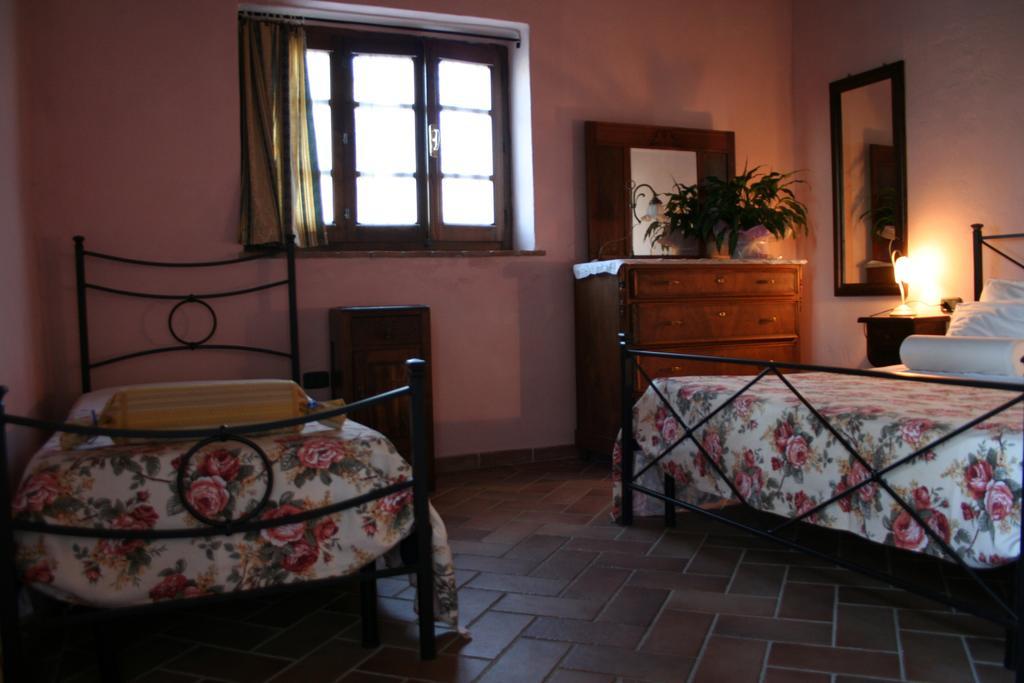 Вилла Antico Casale Pozzuolo Седжано Номер фото